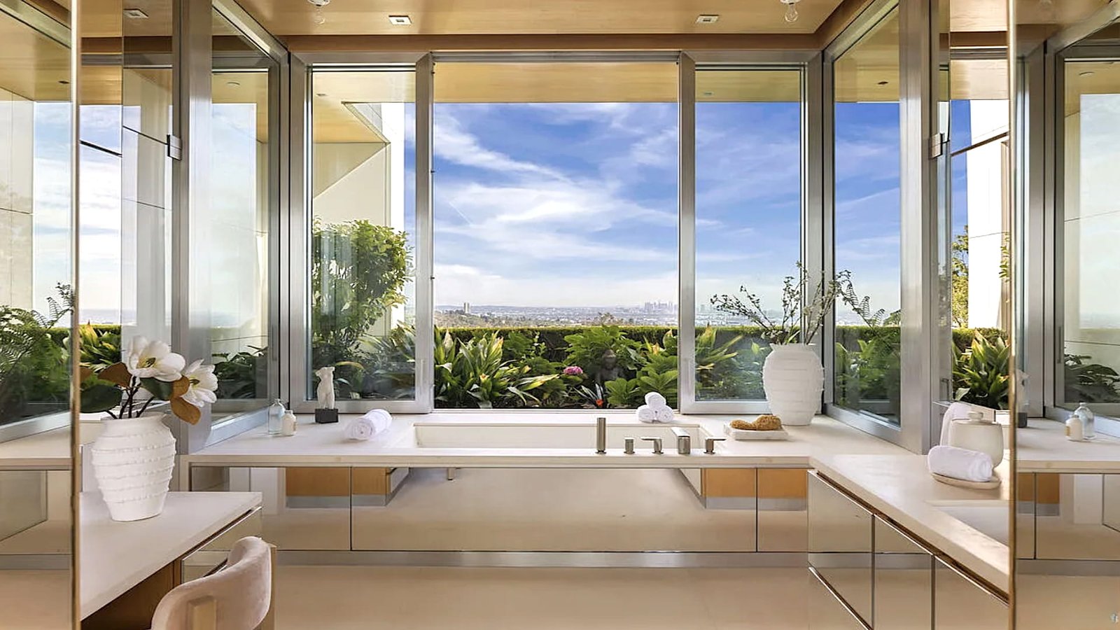 MUST PRESTIGE Luxury Real Estate Homes for Sale in Los Angeles Bel Air Beverly Hills California 90210 United States immobilier de luxe inmobiliaria de lujo imóveis de luxo ロサンゼルス・ビバリーヒルズ・カリフォルニア州・アメリカ合衆国の高級不動産 कैलिफ़ोर्निया लॉस एंजिल्स बेवर्ली हिल्स लक्जरी अचल संपत्ति 美国加利福尼亚州洛杉矶比佛利山庄的豪华房地产 Элитная недвижимость Лос-Анджелес Беверли-Хиллз Калифорния США Luxusimmobilien zum Verkauf in Los Angeles, Beverly Hills, Bel Air, Kalifornien, Vereinigte Staaten Immobili di lusso in vendita a Los Angeles, Beverly Hills, Bel Air, California, Stati Uniti منازل فاخرة للبيع في لوس أنجلوس بيفرلي هيلز بيل إير كاليفورنيا الولايات المتحدة الأمريكية Luksusowe nieruchomości na sprzedaż w Los Angeles, Beverly Hills, Bel Air, Kalifornia, Stany Zjednoczone 로스앤젤레스 베버리 힐스 벨 에어 캘리포니아 미국에 위치한 럭셔리 부동산 주택 매물