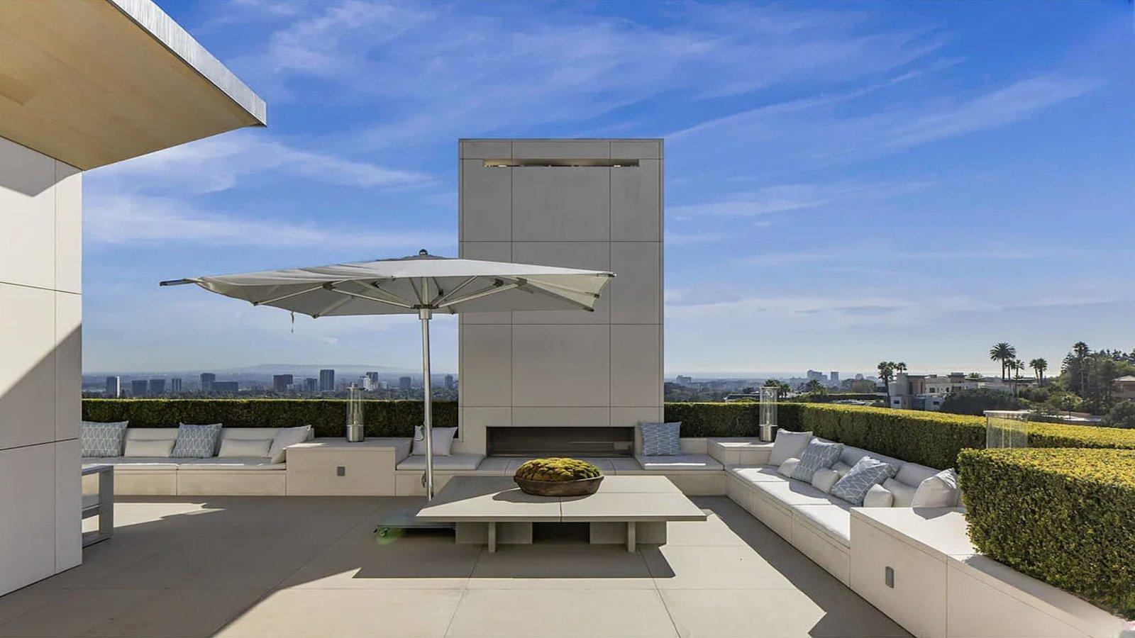 MUST PRESTIGE Luxury Real Estate Homes for Sale in Los Angeles Bel Air Beverly Hills California 90210 United States immobilier de luxe inmobiliaria de lujo imóveis de luxo ロサンゼルス・ビバリーヒルズ・カリフォルニア州・アメリカ合衆国の高級不動産 कैलिफ़ोर्निया लॉस एंजिल्स बेवर्ली हिल्स लक्जरी अचल संपत्ति 美国加利福尼亚州洛杉矶比佛利山庄的豪华房地产 Элитная недвижимость Лос-Анджелес Беверли-Хиллз Калифорния США Luxusimmobilien zum Verkauf in Los Angeles, Beverly Hills, Bel Air, Kalifornien, Vereinigte Staaten Immobili di lusso in vendita a Los Angeles, Beverly Hills, Bel Air, California, Stati Uniti منازل فاخرة للبيع في لوس أنجلوس بيفرلي هيلز بيل إير كاليفورنيا الولايات المتحدة الأمريكية Luksusowe nieruchomości na sprzedaż w Los Angeles, Beverly Hills, Bel Air, Kalifornia, Stany Zjednoczone 로스앤젤레스 베버리 힐스 벨 에어 캘리포니아 미국에 위치한 럭셔리 부동산 주택 매물