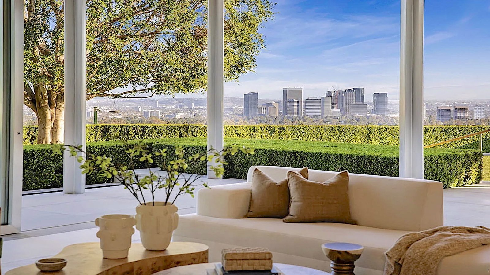 MUST PRESTIGE Luxury Real Estate Homes for Sale in Los Angeles Bel Air Beverly Hills California 90210 United States immobilier de luxe inmobiliaria de lujo imóveis de luxo ロサンゼルス・ビバリーヒルズ・カリフォルニア州・アメリカ合衆国の高級不動産 कैलिफ़ोर्निया लॉस एंजिल्स बेवर्ली हिल्स लक्जरी अचल संपत्ति 美国加利福尼亚州洛杉矶比佛利山庄的豪华房地产 Элитная недвижимость Лос-Анджелес Беверли-Хиллз Калифорния США Luxusimmobilien zum Verkauf in Los Angeles, Beverly Hills, Bel Air, Kalifornien, Vereinigte Staaten Immobili di lusso in vendita a Los Angeles, Beverly Hills, Bel Air, California, Stati Uniti منازل فاخرة للبيع في لوس أنجلوس بيفرلي هيلز بيل إير كاليفورنيا الولايات المتحدة الأمريكية Luksusowe nieruchomości na sprzedaż w Los Angeles, Beverly Hills, Bel Air, Kalifornia, Stany Zjednoczone 로스앤젤레스 베버리 힐스 벨 에어 캘리포니아 미국에 위치한 럭셔리 부동산 주택 매물