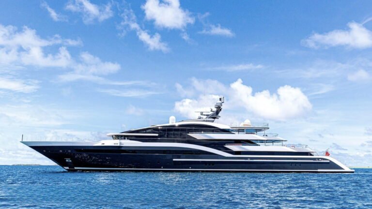 MUST PRESTIGE INTERNATIONAL YACHT BROKER www.mustprestige.com Yachts for sale Yachts à vendre Yates en venta iates à venda 販売中のヨット बिक्री के लिए नौकाएँ 待售游艇 Яхты на продажу Yacht zu verkaufen Yacht in vendita Jachty na sprzedaż 판매 중인 요트 Jacht te koop يخوت للبيع
