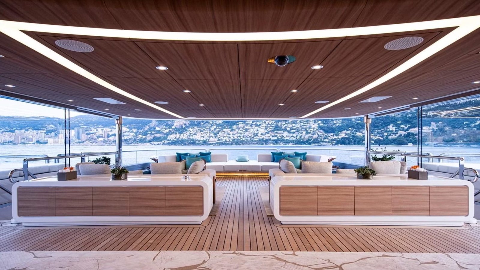 MUST PRESTIGE INTERNATIONAL YACHT BROKER www.mustprestige.com Yachts for sale Yachts à vendre Yates en venta iates à venda 販売中のヨット बिक्री के लिए नौकाएँ 待售游艇 Яхты на продажу Yacht zu verkaufen Yacht in vendita Jachty na sprzedaż 판매 중인 요트 Jacht te koop يخوت للبيع