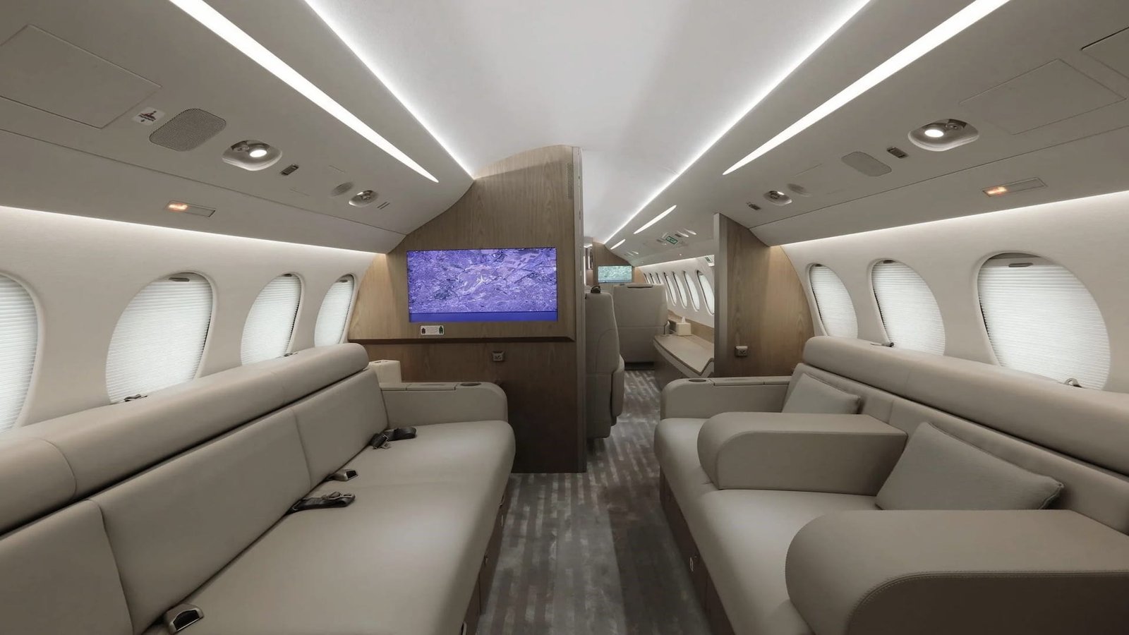 MUST PRESTIGE INTERNATIONAL JET BROKER www.mustprestige.com 2017 DASSAULT FALCON 8X Private Jets for sale Jets privés à vendre Aviones y jets privados en venta Jatos particulares à venda プライベートジェットの販売 बिक्री के लिए निजी जेट 私人喷气式飞机出售 Частные самолеты на продажу Privatjets zu verkaufen Jet privati in vendita Prywatne odrzutowce na sprzedaż 개인용 제트기 판매 중 Privéjets te koop طائرات خاصة للبيع