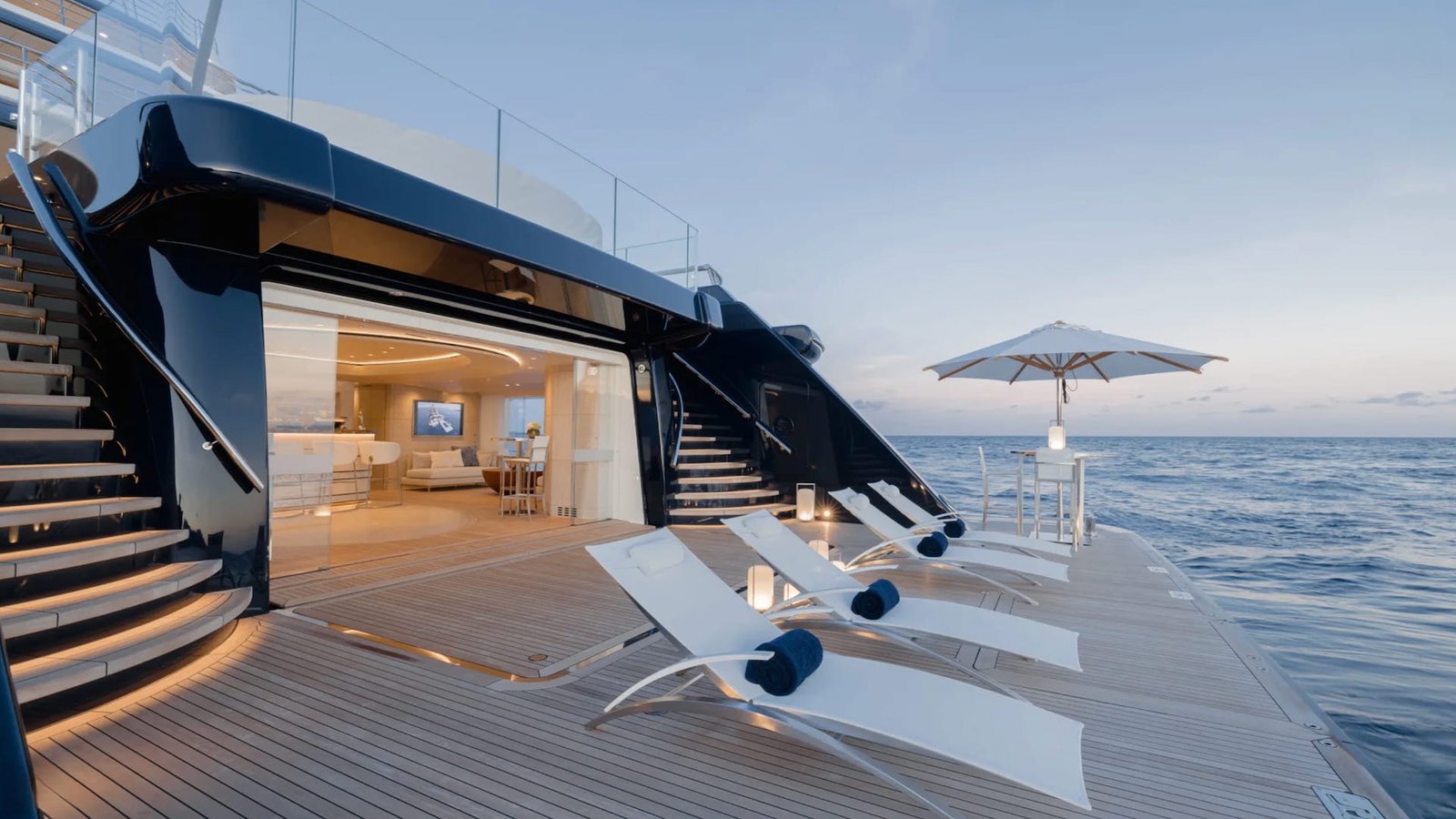 MUST PRESTIGE INTERNATIONAL YACHT BROKER www.mustprestige.com Yachts for sale Yachts à vendre Yates en venta iates à venda 販売中のヨット बिक्री के लिए नौकाएँ 待售游艇 Яхты на продажу Yacht zu verkaufen Yacht in vendita Jachty na sprzedaż 판매 중인 요트 Jacht te koop يخوت للبيع