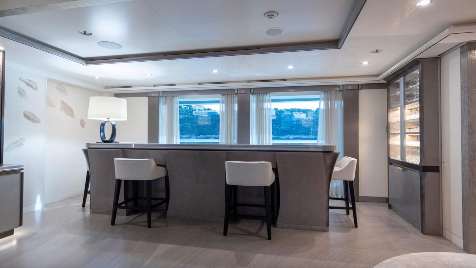 MUST PRESTIGE INTERNATIONAL YACHT BROKER www.mustprestige.com Yachts for sale Yachts à vendre Yates en venta iates à venda 販売中のヨット बिक्री के लिए नौकाएँ 待售游艇 Яхты на продажу Yacht zu verkaufen Yacht in vendita Jachty na sprzedaż 판매 중인 요트 Jacht te koop يخوت للبيع