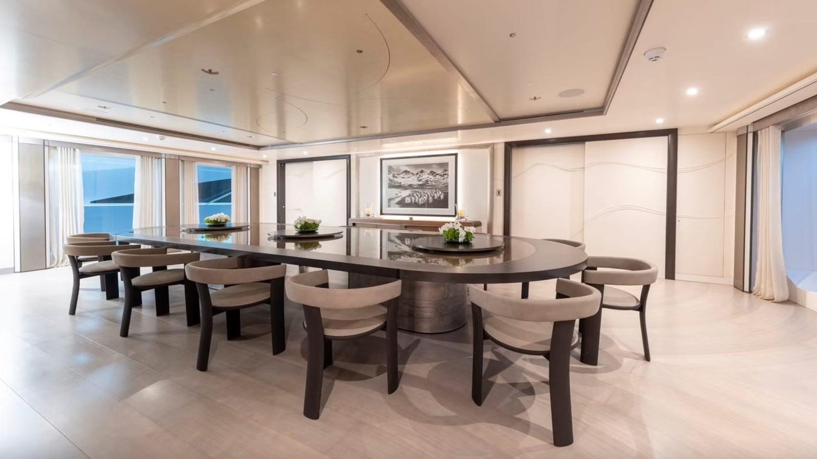 MUST PRESTIGE INTERNATIONAL YACHT BROKER www.mustprestige.com Yachts for sale Yachts à vendre Yates en venta iates à venda 販売中のヨット बिक्री के लिए नौकाएँ 待售游艇 Яхты на продажу Yacht zu verkaufen Yacht in vendita Jachty na sprzedaż 판매 중인 요트 Jacht te koop يخوت للبيع