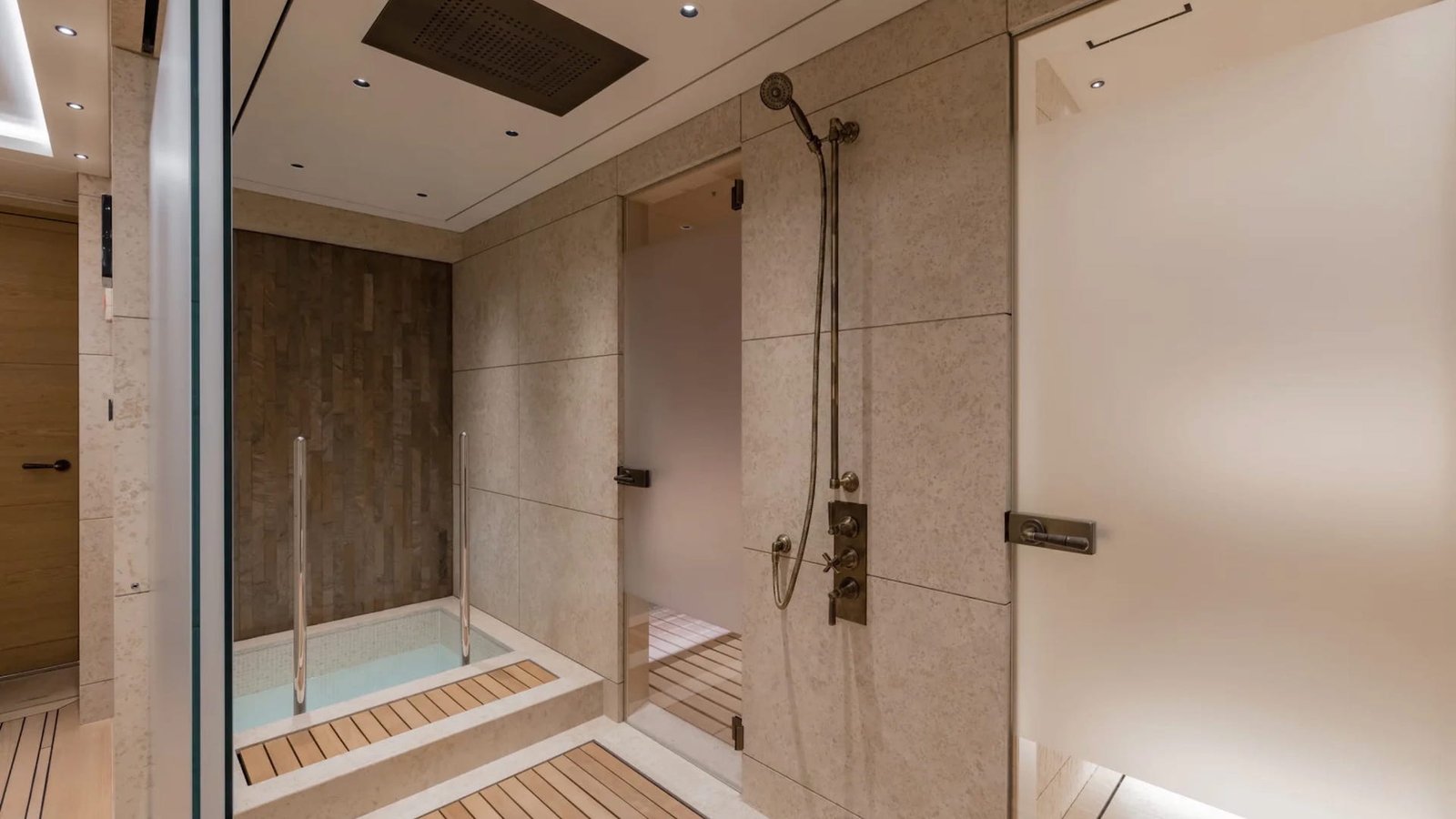 MUST PRESTIGE INTERNATIONAL YACHT BROKER www.mustprestige.com Yachts for sale Yachts à vendre Yates en venta iates à venda 販売中のヨット बिक्री के लिए नौकाएँ 待售游艇 Яхты на продажу Yacht zu verkaufen Yacht in vendita Jachty na sprzedaż 판매 중인 요트 Jacht te koop يخوت للبيع