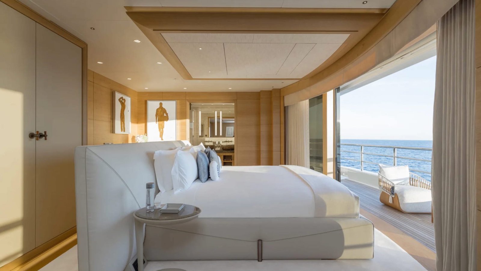 MUST PRESTIGE INTERNATIONAL YACHT BROKER www.mustprestige.com Yachts for sale Yachts à vendre Yates en venta iates à venda 販売中のヨット बिक्री के लिए नौकाएँ 待售游艇 Яхты на продажу Yacht zu verkaufen Yacht in vendita Jachty na sprzedaż 판매 중인 요트 Jacht te koop يخوت للبيع