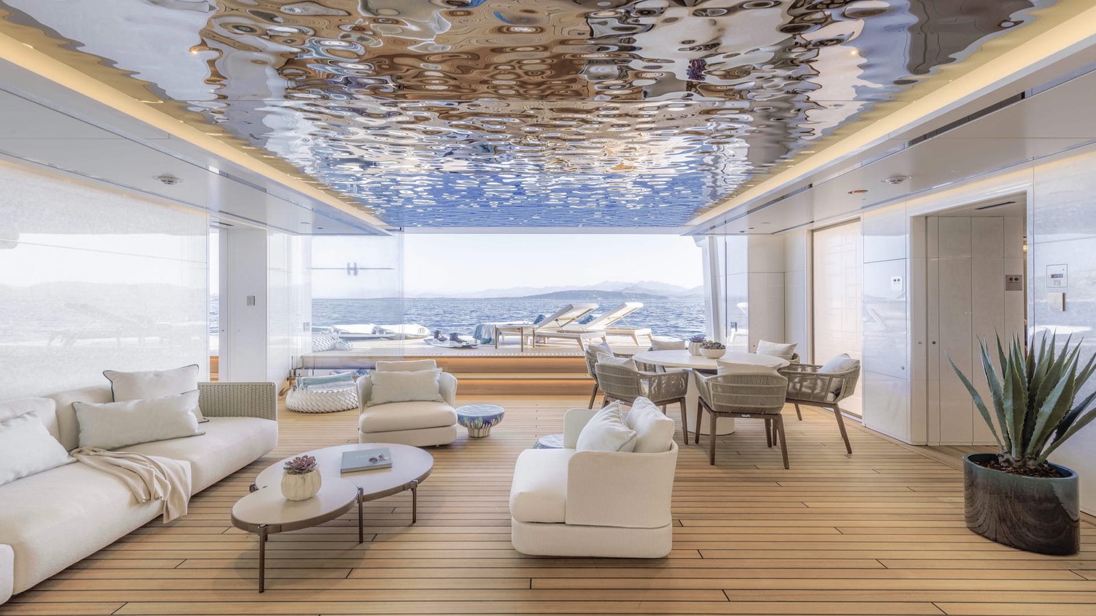 MUST PRESTIGE INTERNATIONAL YACHT BROKER www.mustprestige.com H3 Gigayacht Yachts for sale Yachts à vendre Yates en venta iates à venda 販売中のヨット बिक्री के लिए नौकाएँ 待售游艇 Яхты на продажу Yacht zu verkaufen Yacht in vendita Jachty na sprzedaż 판매 중인 요트 Jacht te koop يخوت للبيع