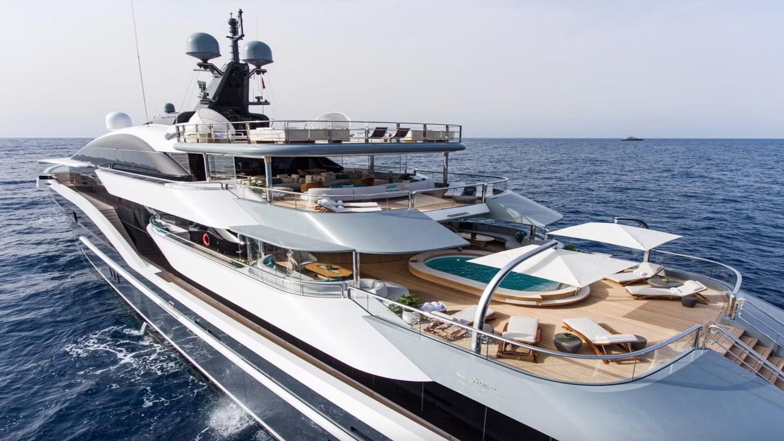 MUST PRESTIGE INTERNATIONAL YACHT BROKER www.mustprestige.com Yachts for sale Yachts à vendre Yates en venta iates à venda 販売中のヨット बिक्री के लिए नौकाएँ 待售游艇 Яхты на продажу Yacht zu verkaufen Yacht in vendita Jachty na sprzedaż 판매 중인 요트 Jacht te koop يخوت للبيع