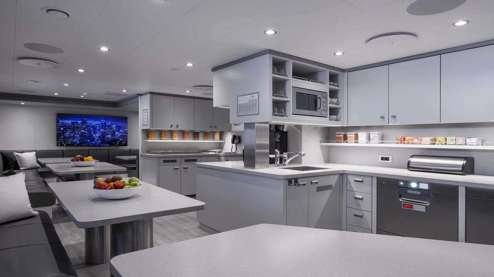 MUST PRESTIGE INTERNATIONAL YACHT BROKER www.mustprestige.com H3 Gigayacht Yachts for sale Yachts à vendre Yates en venta iates à venda 販売中のヨット बिक्री के लिए नौकाएँ 待售游艇 Яхты на продажу Yacht zu verkaufen Yacht in vendita Jachty na sprzedaż 판매 중인 요트 Jacht te koop يخوت للبيع