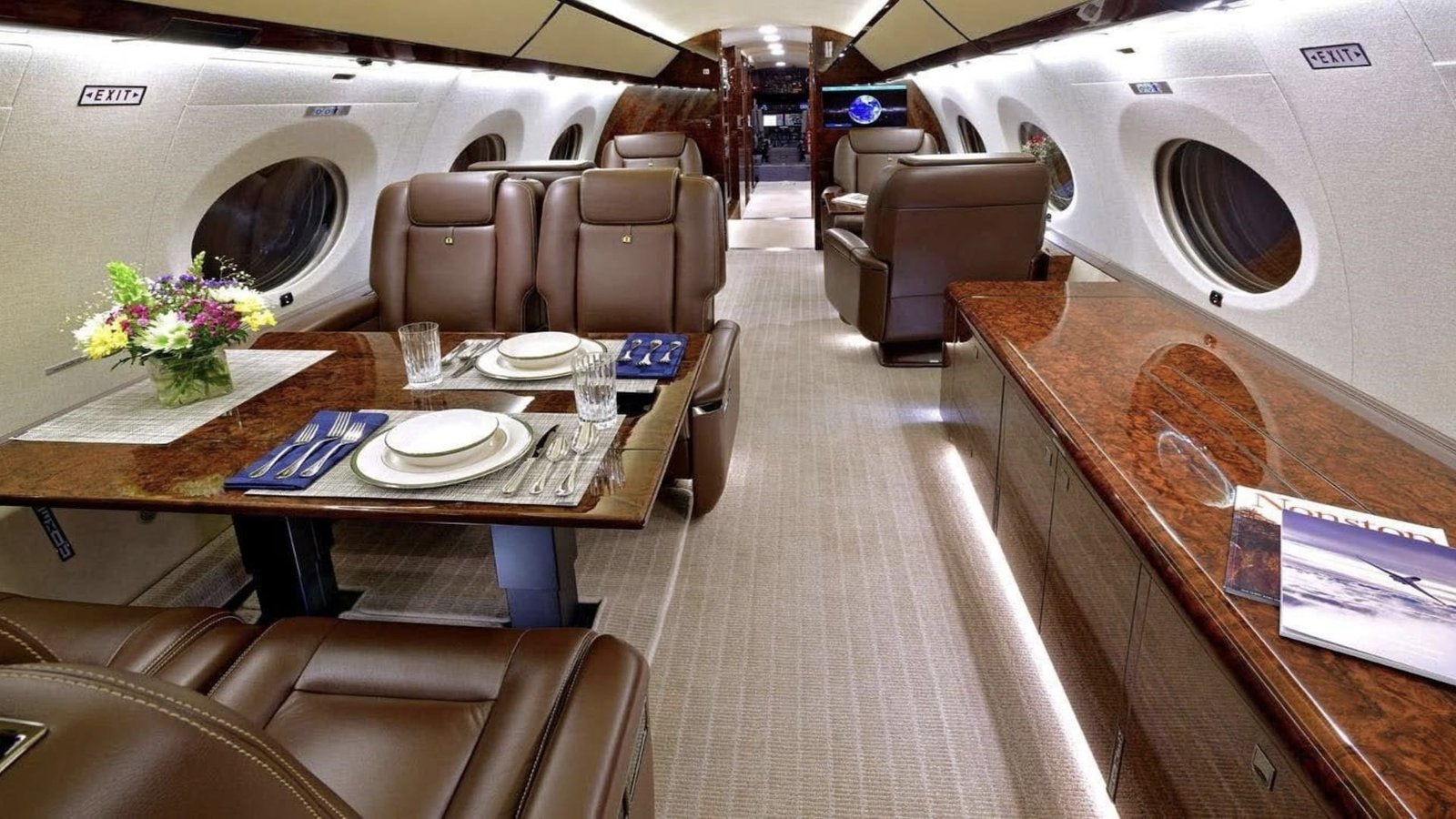 MUST PRESTIGE INTERNATIONAL JET BROKER www.mustprestige.com 2019 GULFSTREAM G650ER Private Jets for sale Jets privés à vendre Aviones y jets privados en venta Jatos particulares à venda プライベートジェットの販売 बिक्री के लिए निजी जेट 私人喷气式飞机出售 Частные самолеты на продажу Privatjets zu verkaufen Jet privati in vendita Prywatne odrzutowce na sprzedaż 개인용 제트기 판매 중 Privéjets te koop طائرات خاصة للبيع