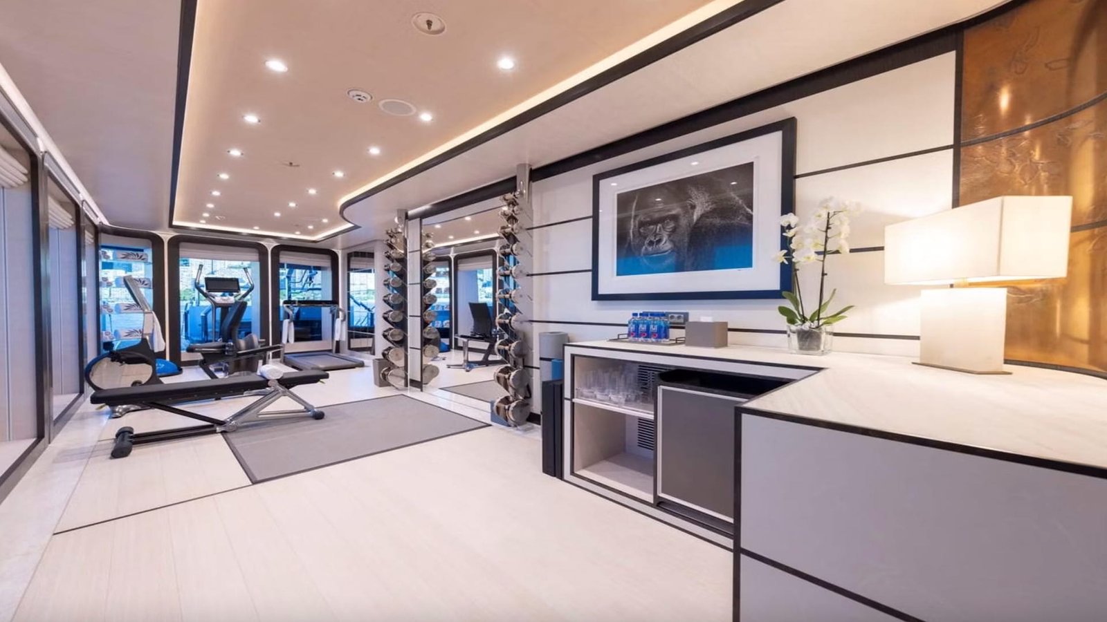 MUST PRESTIGE INTERNATIONAL YACHT BROKER www.mustprestige.com Yachts for sale Yachts à vendre Yates en venta iates à venda 販売中のヨット बिक्री के लिए नौकाएँ 待售游艇 Яхты на продажу Yacht zu verkaufen Yacht in vendita Jachty na sprzedaż 판매 중인 요트 Jacht te koop يخوت للبيع