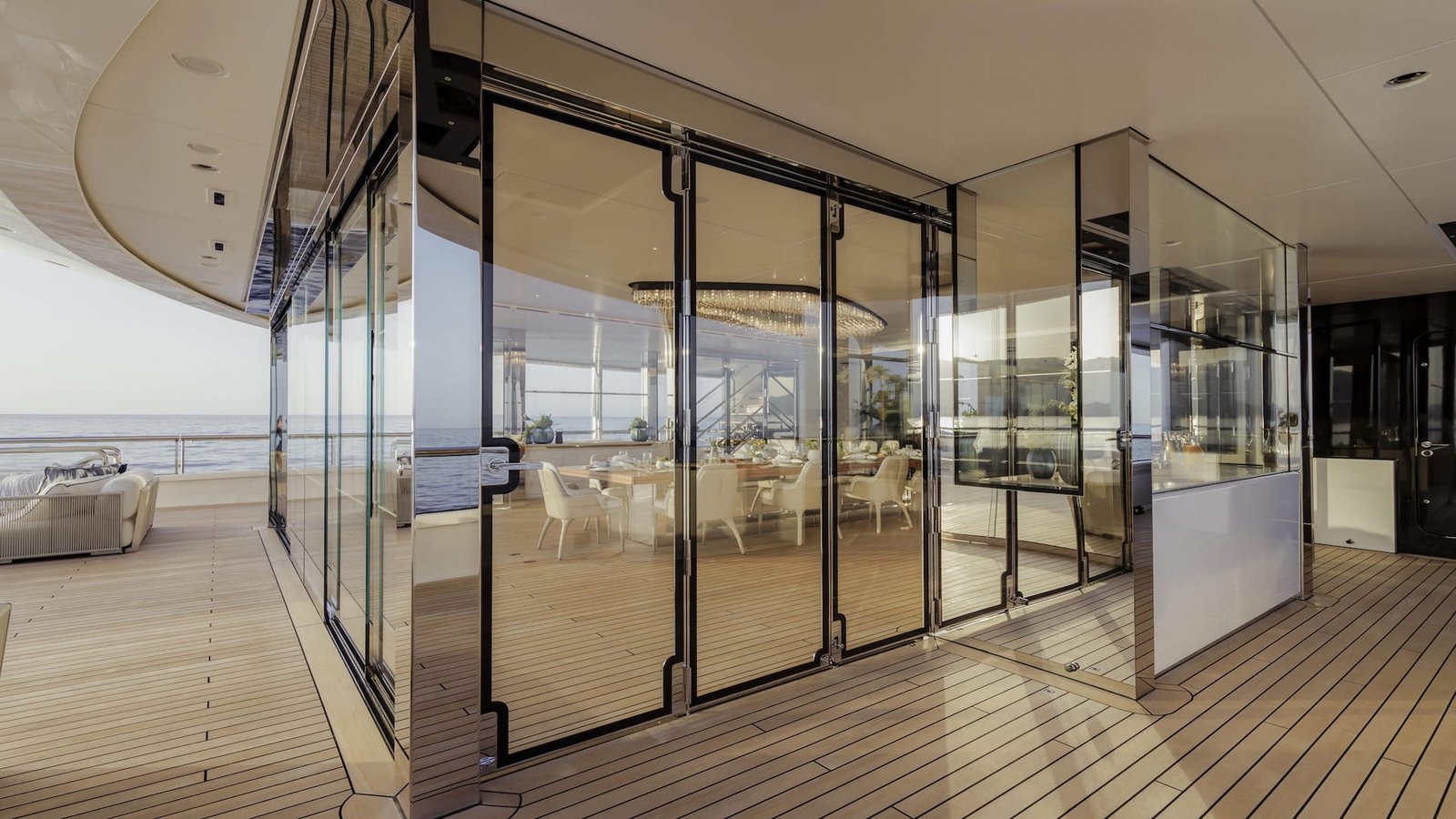 MUST PRESTIGE INTERNATIONAL YACHT BROKER www.mustprestige.com H3 Gigayacht Yachts for sale Yachts à vendre Yates en venta iates à venda 販売中のヨット बिक्री के लिए नौकाएँ 待售游艇 Яхты на продажу Yacht zu verkaufen Yacht in vendita Jachty na sprzedaż 판매 중인 요트 Jacht te koop يخوت للبيع