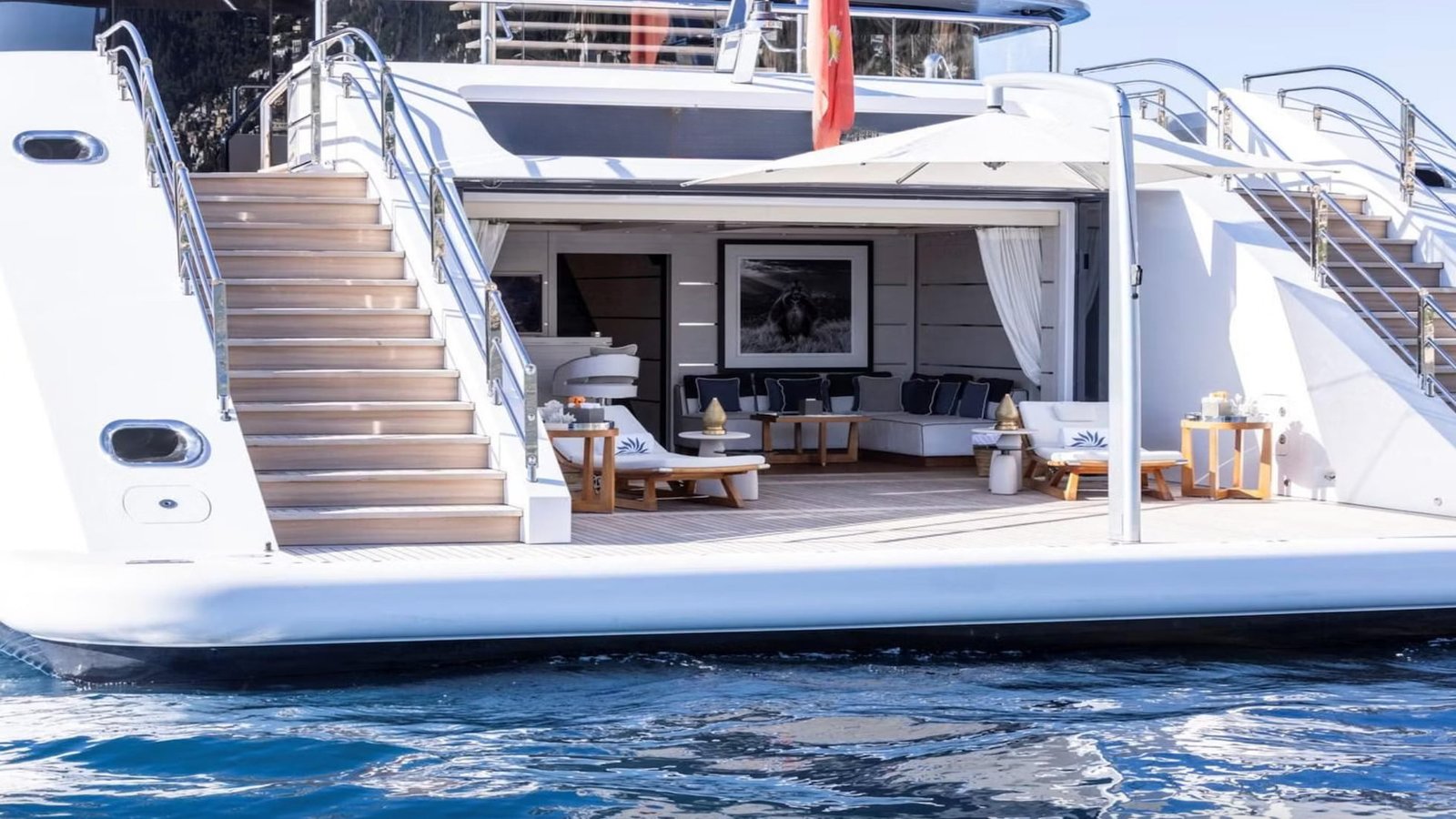 MUST PRESTIGE INTERNATIONAL YACHT BROKER www.mustprestige.com Yachts for sale Yachts à vendre Yates en venta iates à venda 販売中のヨット बिक्री के लिए नौकाएँ 待售游艇 Яхты на продажу Yacht zu verkaufen Yacht in vendita Jachty na sprzedaż 판매 중인 요트 Jacht te koop يخوت للبيع