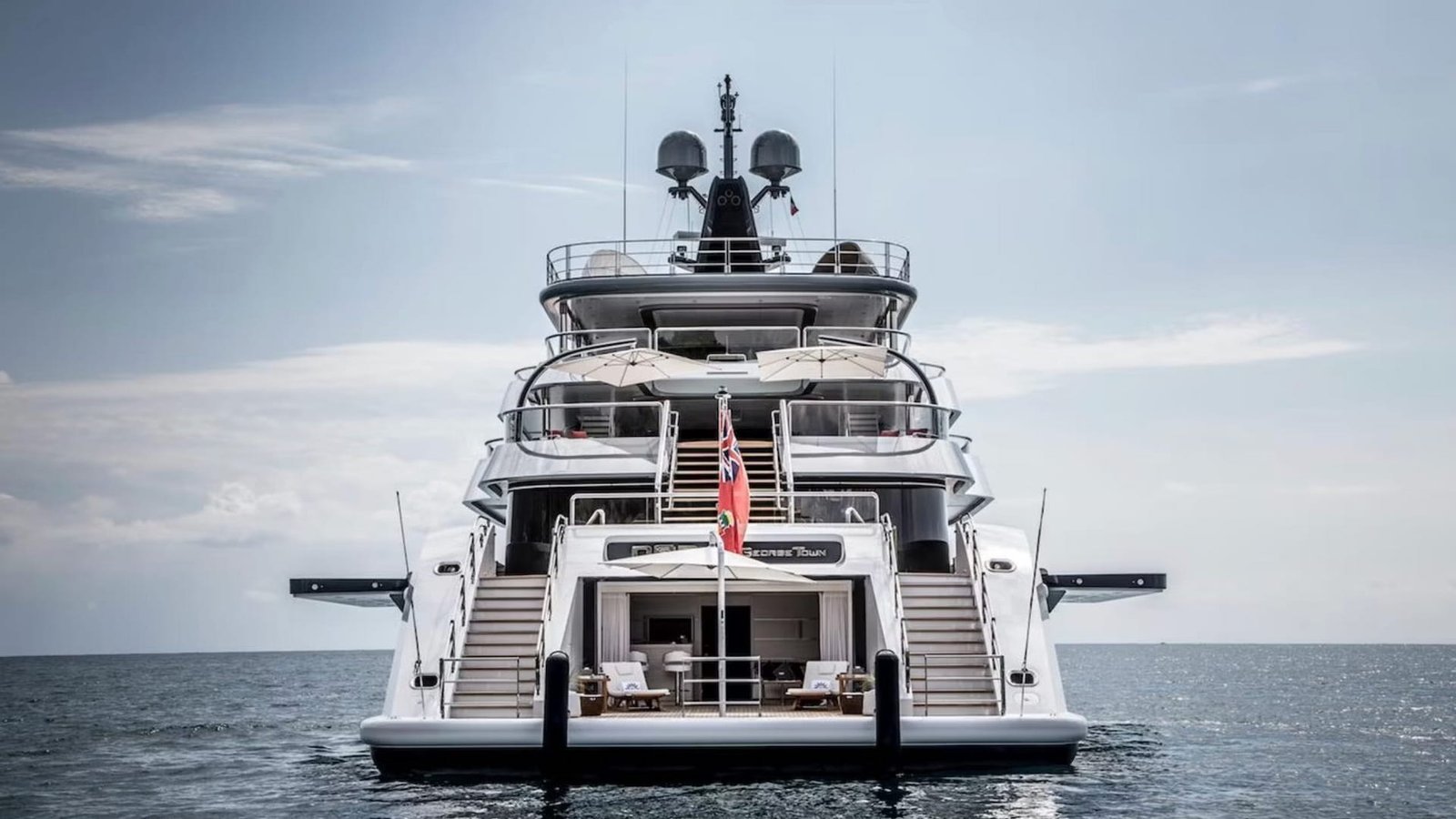 MUST PRESTIGE INTERNATIONAL YACHT BROKER www.mustprestige.com Yachts for sale Yachts à vendre Yates en venta iates à venda 販売中のヨット बिक्री के लिए नौकाएँ 待售游艇 Яхты на продажу Yacht zu verkaufen Yacht in vendita Jachty na sprzedaż 판매 중인 요트 Jacht te koop يخوت للبيع