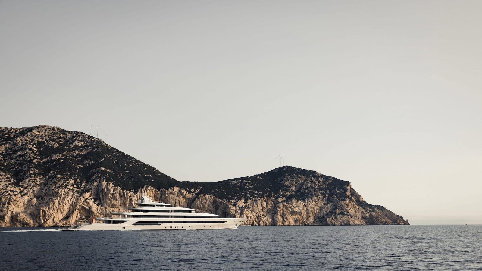 MUST PRESTIGE INTERNATIONAL YACHT BROKER www.mustprestige.com H3 Gigayacht Yachts for sale Yachts à vendre Yates en venta iates à venda 販売中のヨット बिक्री के लिए नौकाएँ 待售游艇 Яхты на продажу Yacht zu verkaufen Yacht in vendita Jachty na sprzedaż 판매 중인 요트 Jacht te koop يخوت للبيع