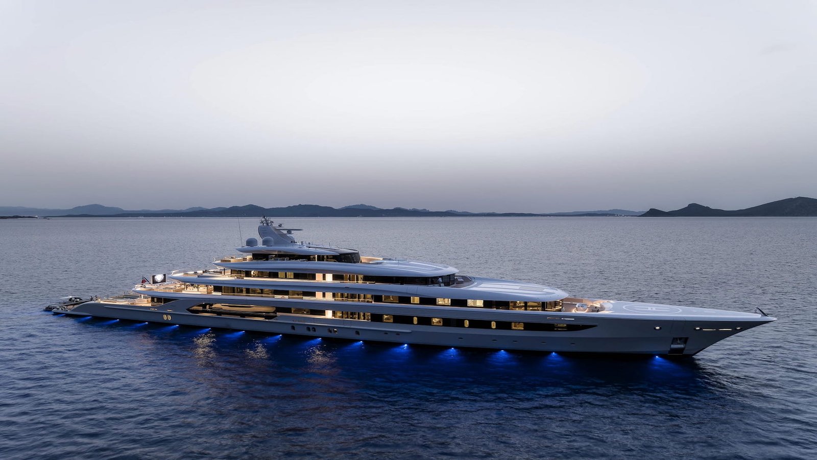 MUST PRESTIGE INTERNATIONAL YACHT BROKER www.mustprestige.com H3 Gigayacht Yachts for sale Yachts à vendre Yates en venta iates à venda 販売中のヨット बिक्री के लिए नौकाएँ 待售游艇 Яхты на продажу Yacht zu verkaufen Yacht in vendita Jachty na sprzedaż 판매 중인 요트 Jacht te koop يخوت للبيع