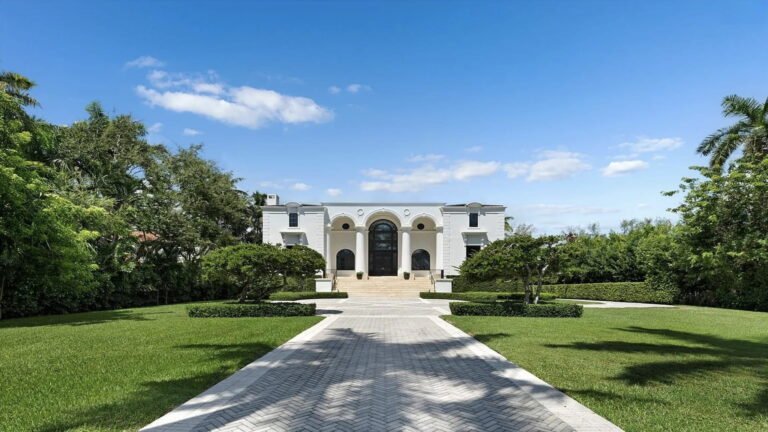 MUST PRESTIGE INTERNATIONAL Luxury Real Estate Homes for Sale in Miami Coral Gables Florida United States immobilier de luxe inmobiliaria de lujo imóveis de luxo 高級不動産 マイアミ・デルレイビーチ フロリダ州 アメリカ合衆国 फ्लोरिडा मियामी डेलरे बीच लक्जरी अचल संपत्ति 美国佛罗里达州迈阿密德尔雷海滩的豪华房地产 Элитная недвижимость Майами Делрей-Бич Флорида США Luxe onroerend goed te koop in Miami Coral Gables, Florida, Verenigde Staten Luxusimmobilien zum Verkauf in Miami Coral Gables, Florida, Vereinigte Staaten Immobili di lusso in vendita a Miami Coral Gables, Florida, Stati Uniti Luksusowe nieruchomości na sprzedaż w Miami Coral Gables na Florydzie w Stanach Zjednoczonych 미국 플로리다주 마이애미 코럴 게이블스 고급 부동산 매물 عقارات فاخرة للبيع في ميامي كورال غابلز فلوريدا الولايات المتحدة الأمريكية