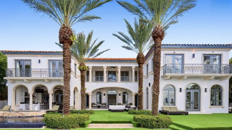 MUST PRESTIGE MIAMI REAL ESTATE Luxury Homes for Sale in Miami Beach Florida United States immobilier de luxe Miami Beach inmobiliaria de lujo imóveis de luxo Miami Beach フロリダ州マイアミビーチの高級住宅販売 मियामी बीच, फ्लोरिडा, संयुक्त राज्य अमेरिका में बिक्री के लिए लक्जरी घर 美国佛罗里达州迈阿密海滩待售豪宅 Роскошные дома на продажу в Майами-Бич, Флорида, США Luxe onroerend goed te koop in Miami Beach, Florida, Verenigde Staten Luxusimmobilien zum Verkauf in Miami Beach, Florida, Vereinigte Staaten Immobili di lusso in vendita a Miami Beach, Florida, Stati Uniti, Luksusowe nieruchomości na sprzedaż w Miami Beach na Florydzie w Stanach Zjednoczonych 미국 플로리다 마이애미 비치의 고급 주택 매물 منازل فاخرة للبيع في ميامي بيتش، فلوريدا، الولايات المتحدة الأمريكية