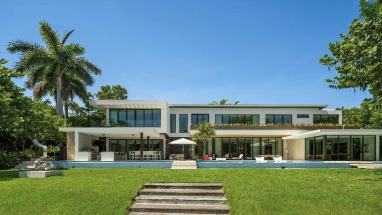 MUST PRESTIGE INTERNATIONAL Luxury Real Estate Homes for Sale in Miami Coral Gables Florida United States immobilier de luxe inmobiliaria de lujo imóveis de luxo 高級不動産 マイアミ・デルレイビーチ フロリダ州 アメリカ合衆国 फ्लोरिडा मियामी डेलरे बीच लक्जरी अचल संपत्ति 美国佛罗里达州迈阿密德尔雷海滩的豪华房地产 Элитная недвижимость Майами Делрей-Бич Флорида США Luxe onroerend goed te koop in Miami Coral Gables, Florida, Verenigde Staten Luxusimmobilien zum Verkauf in Miami Coral Gables, Florida, Vereinigte Staaten Immobili di lusso in vendita a Miami Coral Gables, Florida, Stati Uniti Luksusowe nieruchomości na sprzedaż w Miami Coral Gables na Florydzie w Stanach Zjednoczonych 미국 플로리다주 마이애미 코럴 게이블스 고급 부동산 매물 عقارات فاخرة للبيع في ميامي كورال غابلز فلوريدا الولايات المتحدة الأمريكية