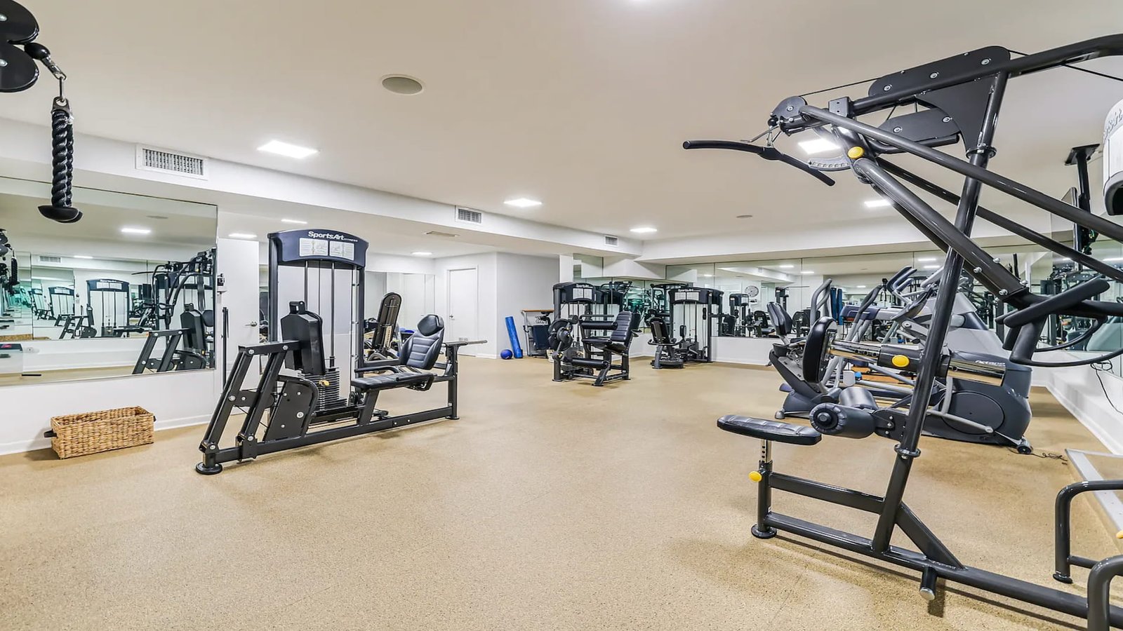 MUST PRESTIGE INTERNATIONAL Luxury Real Estate Homes for Sale in Miami Coral Gables Florida United States immobilier de luxe inmobiliaria de lujo imóveis de luxo 高級不動産 マイアミ・デルレイビーチ フロリダ州 アメリカ合衆国 फ्लोरिडा मियामी डेलरे बीच लक्जरी अचल संपत्ति 美国佛罗里达州迈阿密德尔雷海滩的豪华房地产 Элитная недвижимость Майами Делрей-Бич Флорида США Luxe onroerend goed te koop in Miami Coral Gables, Florida, Verenigde Staten Luxusimmobilien zum Verkauf in Miami Coral Gables, Florida, Vereinigte Staaten Immobili di lusso in vendita a Miami Coral Gables, Florida, Stati Uniti Luksusowe nieruchomości na sprzedaż w Miami Coral Gables na Florydzie w Stanach Zjednoczonych 미국 플로리다주 마이애미 코럴 게이블스 고급 부동산 매물 عقارات فاخرة للبيع في ميامي كورال غابلز فلوريدا الولايات المتحدة الأمريكية