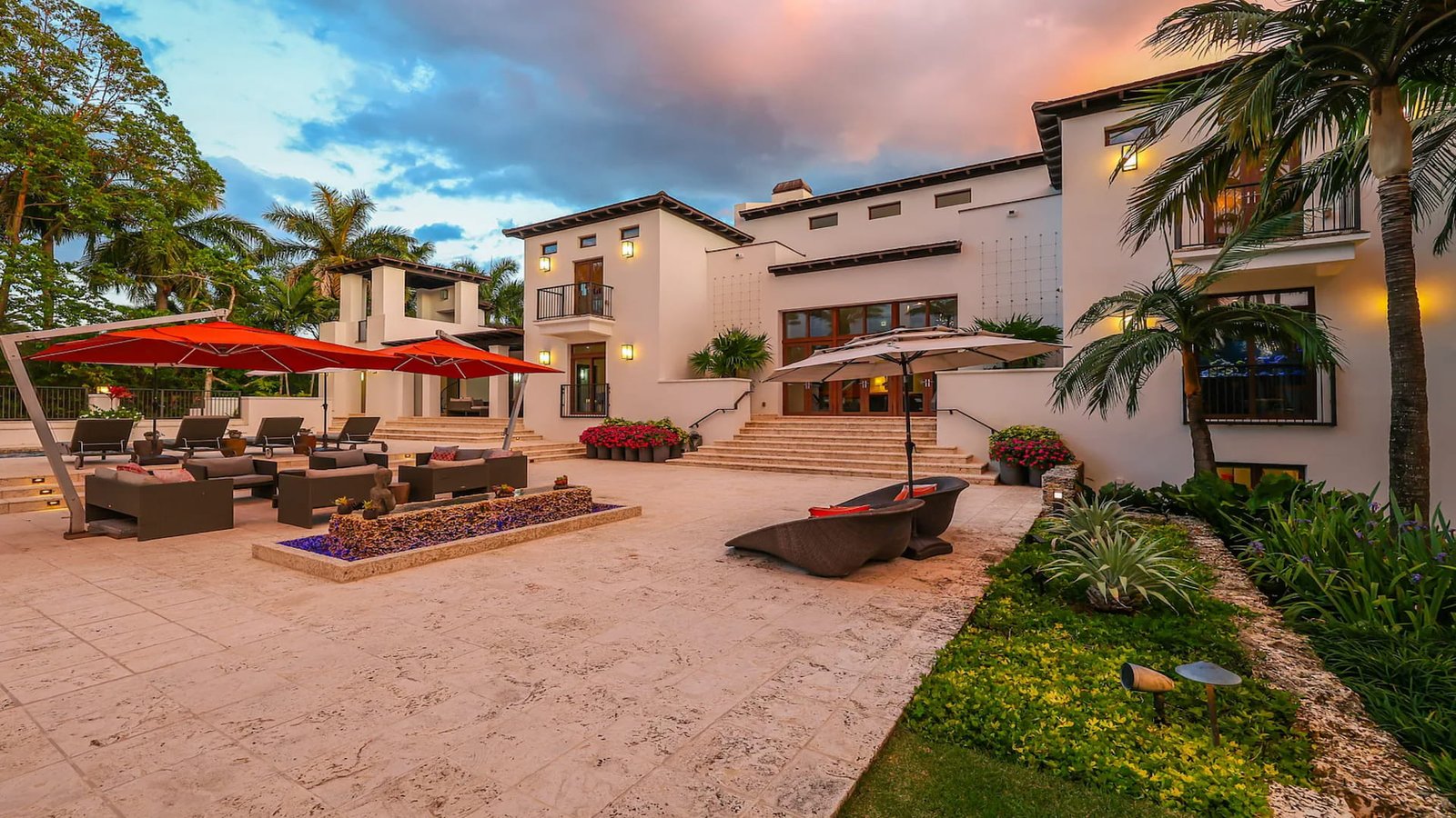 MUST PRESTIGE INTERNATIONAL Luxury Real Estate Homes for Sale in Miami Coral Gables Florida United States immobilier de luxe inmobiliaria de lujo imóveis de luxo 高級不動産 マイアミ・デルレイビーチ フロリダ州 アメリカ合衆国 फ्लोरिडा मियामी डेलरे बीच लक्जरी अचल संपत्ति 美国佛罗里达州迈阿密德尔雷海滩的豪华房地产 Элитная недвижимость Майами Делрей-Бич Флорида США Luxe onroerend goed te koop in Miami Coral Gables, Florida, Verenigde Staten Luxusimmobilien zum Verkauf in Miami Coral Gables, Florida, Vereinigte Staaten Immobili di lusso in vendita a Miami Coral Gables, Florida, Stati Uniti Luksusowe nieruchomości na sprzedaż w Miami Coral Gables na Florydzie w Stanach Zjednoczonych 미국 플로리다주 마이애미 코럴 게이블스 고급 부동산 매물 عقارات فاخرة للبيع في ميامي كورال غابلز فلوريدا الولايات المتحدة الأمريكية