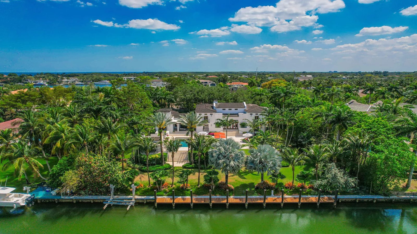 MUST PRESTIGE INTERNATIONAL Luxury Real Estate Homes for Sale in Miami Coral Gables Florida United States immobilier de luxe inmobiliaria de lujo imóveis de luxo 高級不動産 マイアミ・デルレイビーチ フロリダ州 アメリカ合衆国 फ्लोरिडा मियामी डेलरे बीच लक्जरी अचल संपत्ति 美国佛罗里达州迈阿密德尔雷海滩的豪华房地产 Элитная недвижимость Майами Делрей-Бич Флорида США Luxe onroerend goed te koop in Miami Coral Gables, Florida, Verenigde Staten Luxusimmobilien zum Verkauf in Miami Coral Gables, Florida, Vereinigte Staaten Immobili di lusso in vendita a Miami Coral Gables, Florida, Stati Uniti Luksusowe nieruchomości na sprzedaż w Miami Coral Gables na Florydzie w Stanach Zjednoczonych 미국 플로리다주 마이애미 코럴 게이블스 고급 부동산 매물 عقارات فاخرة للبيع في ميامي كورال غابلز فلوريدا الولايات المتحدة الأمريكية