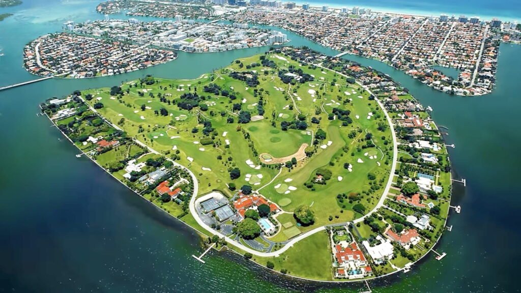 INDIAN CREEK Miami Homes for Sale by MUST PRESTIGE MIAMI REAL ESTATE www.mustprestige.com Indian Creek Island