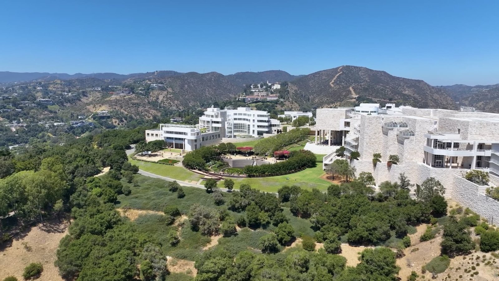 Brentwood Los Angeles Homes for Sale MUST PRESTIGE LOS ANGELES REAL ESTATE www.mustprestige.com