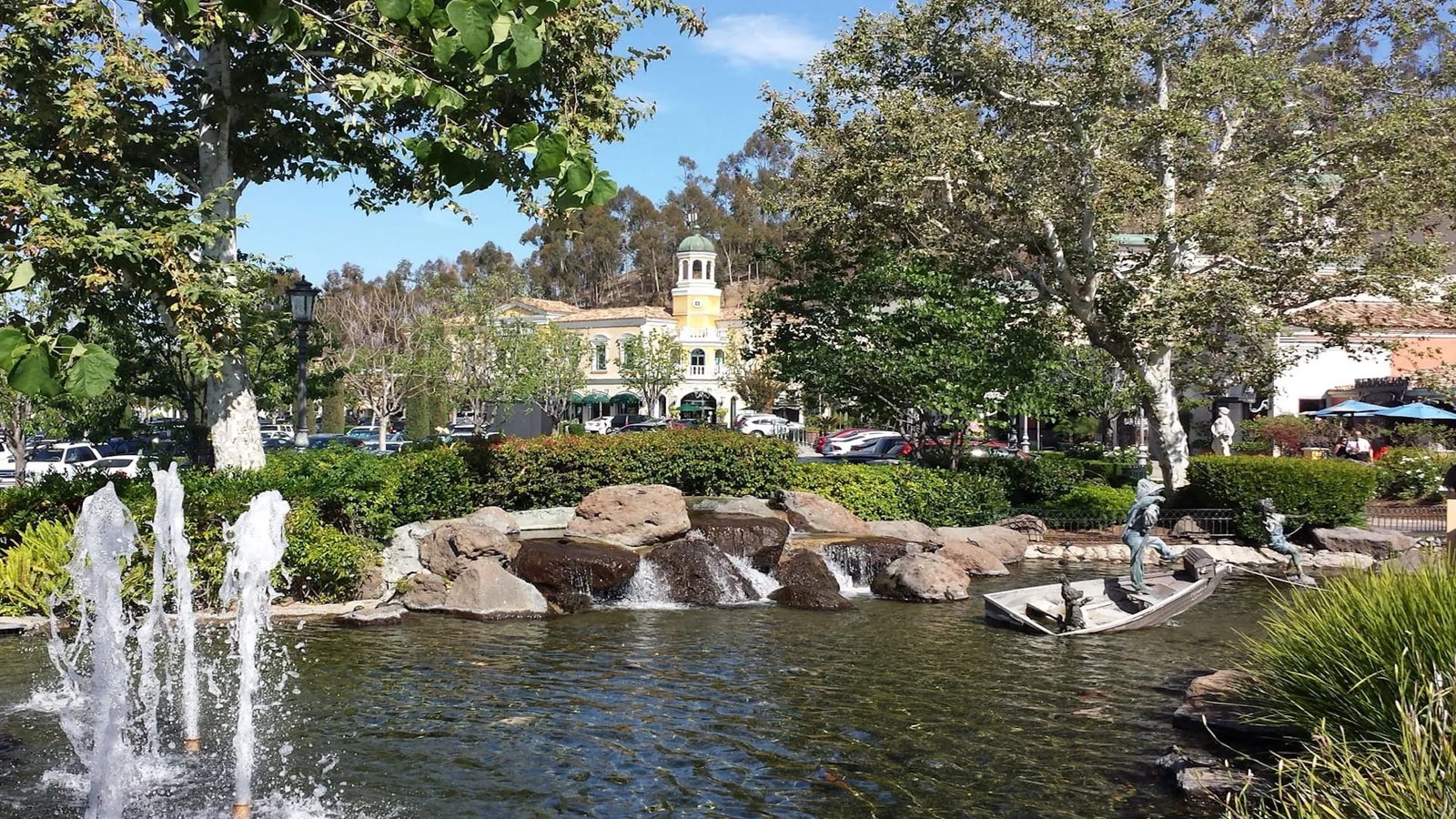 Calabasas Homes for Sale MUST PRESTIGE REAL ESTATE www.mustprestige.com