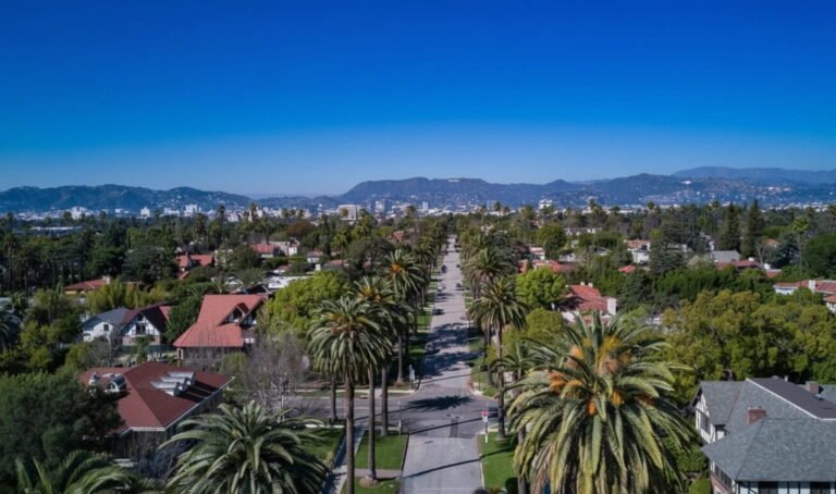 Hancock Park Los Angeles Homes for Sale MUST PRESTIGE REAL ESTATE www.mustprestige.com