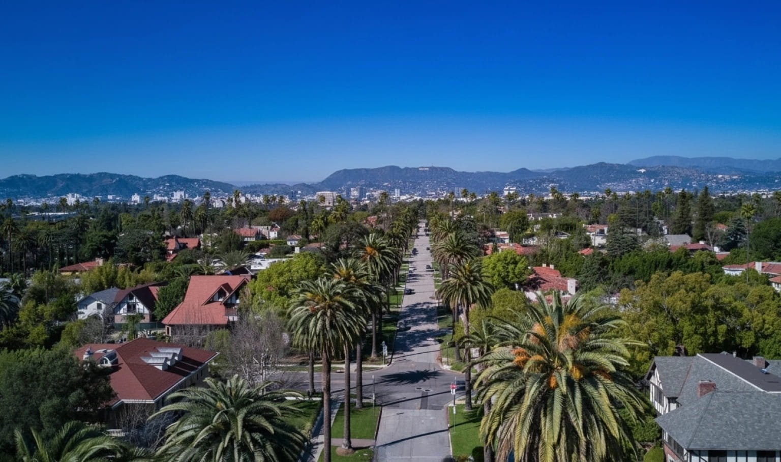 Hancock Park Los Angeles Homes for Sale MUST PRESTIGE REAL ESTATE www.mustprestige.com