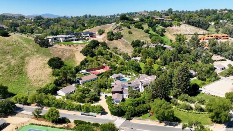 Hidden Hills Homes for Sale MUST PRESTIGE REAL ESTATE www.mustprestige.com