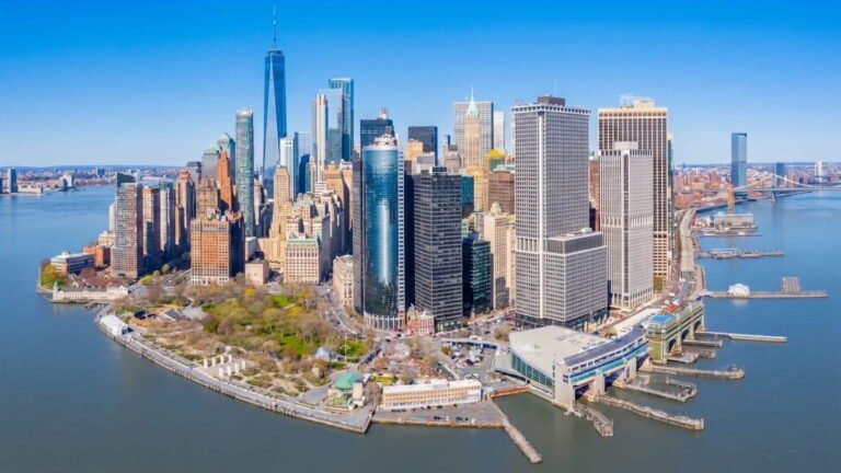 Financial District Luxury Homes for Sale | New York City Real Estate & Neighborhood Guide